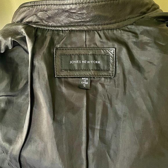JONES NEW YORK WOMENS BLACK BUTTON DOWN GENUINE LEATHER JACKET SIZE SMALL - Picture 3 of 3